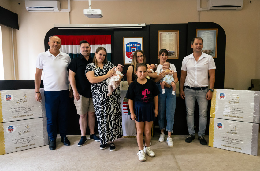 Kelengye dobozok Kapuváron – támogatás minden újszülöttnek - videó