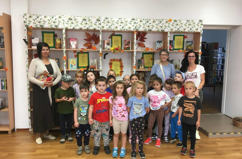 Óvodások látogatása a kapuvári Városi Könyvtárban