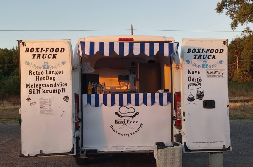 Csornai Piac – Új büféautóval bővült a kínálat