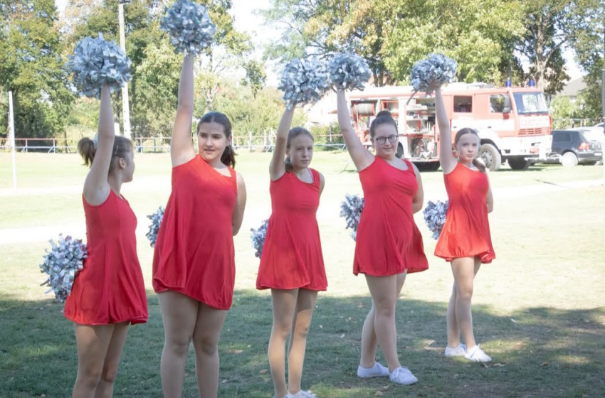 Videó: Így telt a Nyárzáró Családi Nap Téten – közös élmények a sportpályán