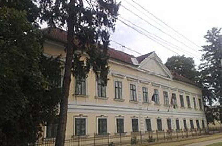 Borjúvágással egybekötött őszi mulatság a kastélyudvaron