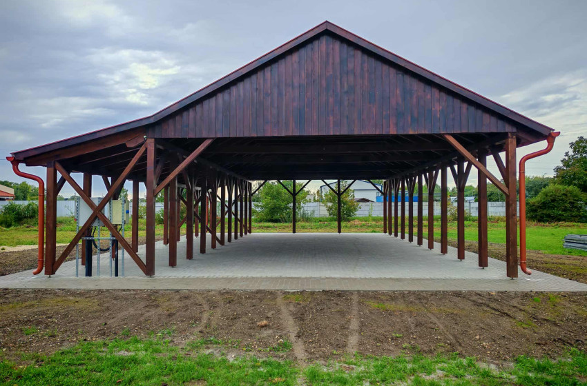 Megújult a Medosz pályán található fedett kerékpártároló és pihenőhely Kapuváron