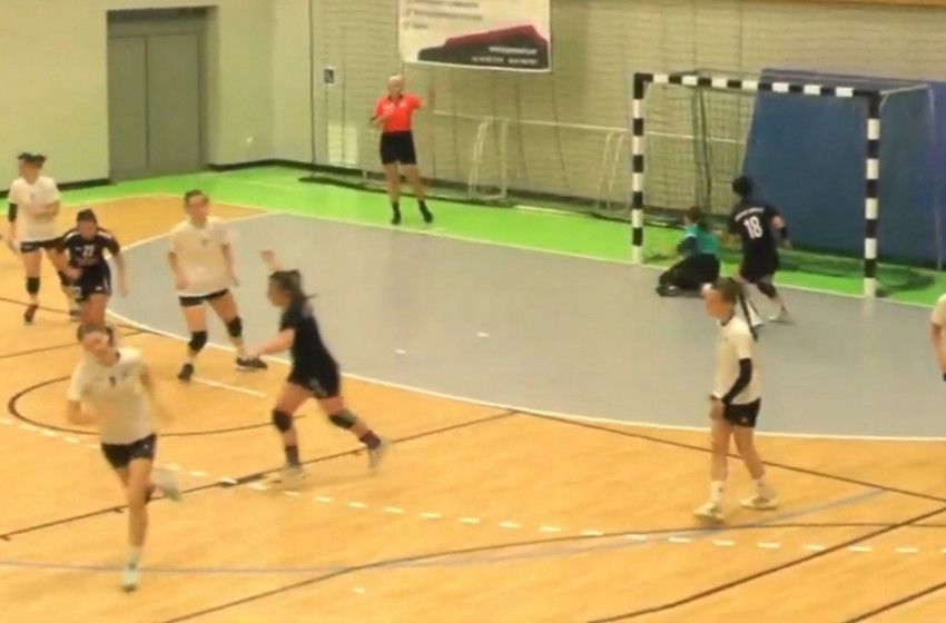 Videó: Mínusz háromról fordított és elhozta a két pontot Répcelakról a Győrszemere-Koroncó