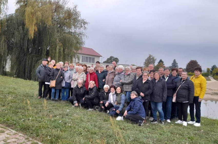 Élményekben gazdag őszi kiránduláson az enesei Borostyán Nyugdíjas Klub tagjai