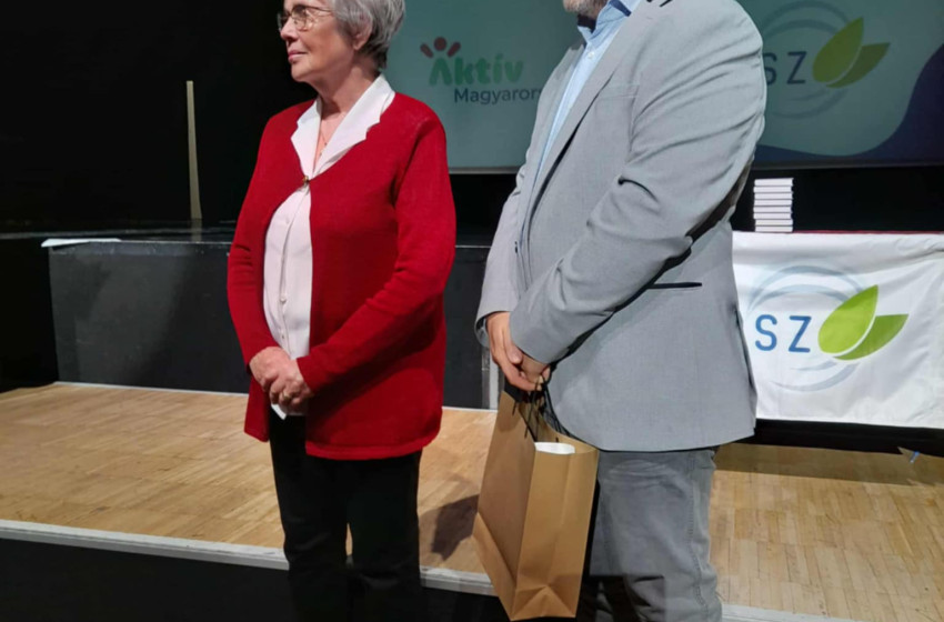 Polgárné Marika díszoklevelet vehetett át