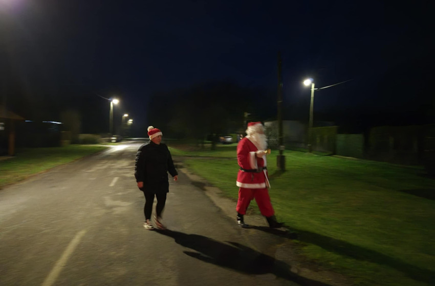 Mikulás-járás Acsalagon – minden gyermekhez megérkezett a meglepetés