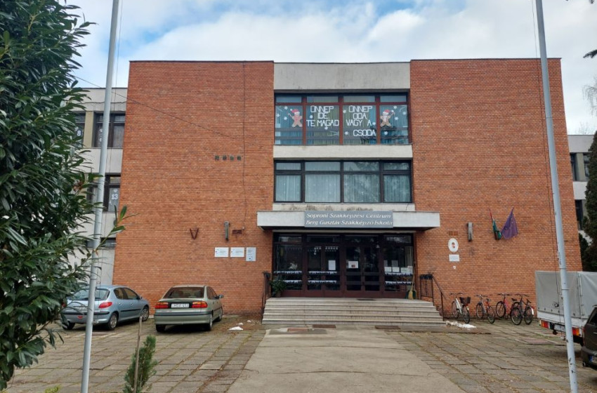 Jótékony ételosztást és adventi vásárt tart pénteken a Berg Gusztáv Szakképző Iskola