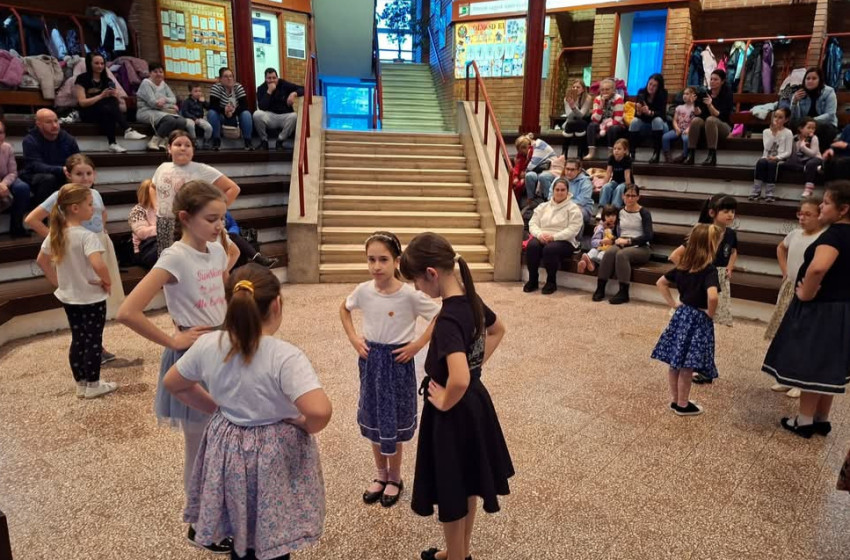 Bemutató órát tartott a Bilibáncs csoport Kapuváron