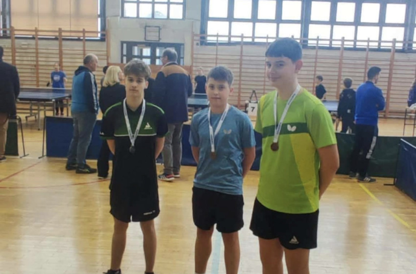 Kiváló eredményekkel szerepeltek a Páli Szent Vince Gimnázium diákjai az Asztalitenisz Diákolimpia megyei döntőjén