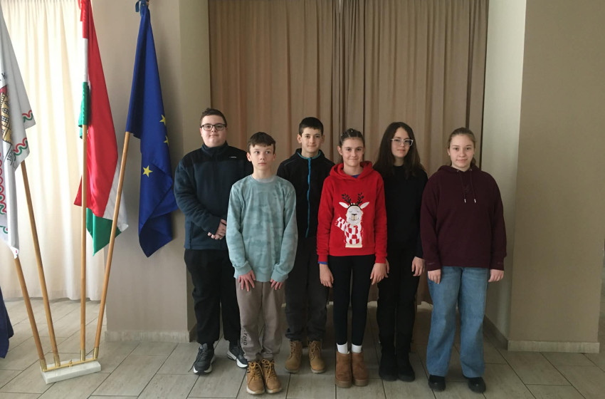 Szép sikerek a FizikaTúra természettudományos versenyen