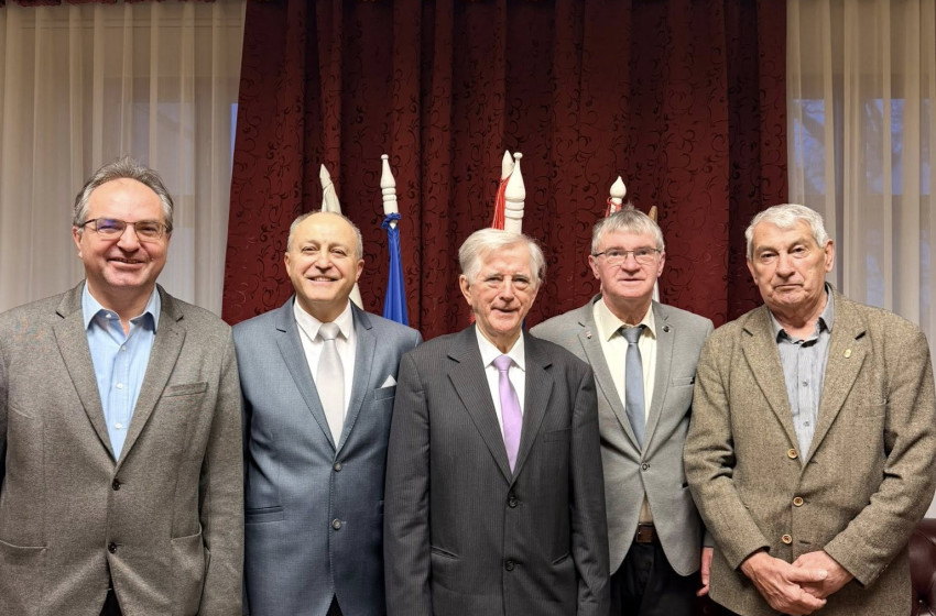 Tartalmas előadás Kapuváron Cs. Varga Istvántól