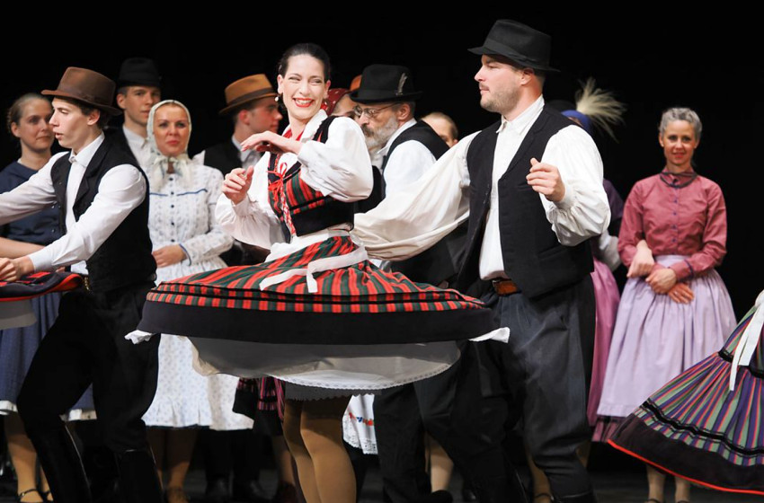 Néptánctalálkozóra hív Kapuvár – egész napos program a Rábaközi Művelődési Központban