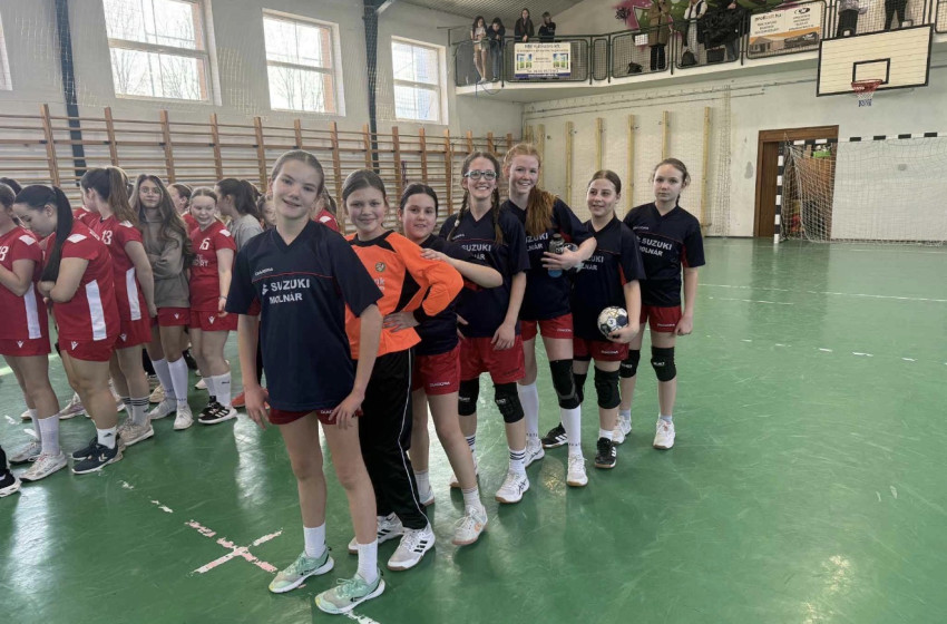 Továbbjutott a megyei döntőbe a csornai II. Rákóczi iskola kézilabdacsapata