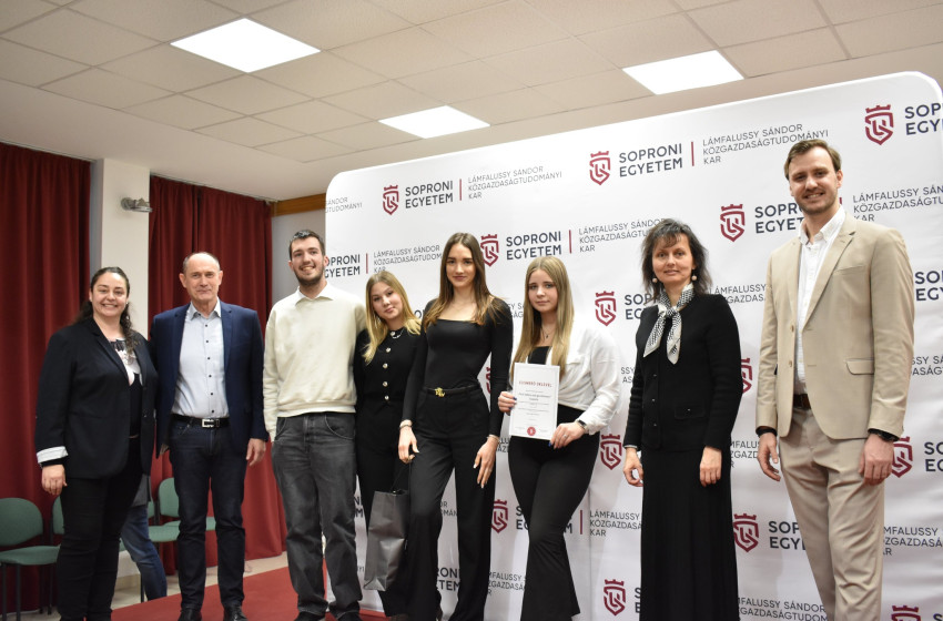 Országos siker az Egyetemfoglalón a csornai Hunyadi technikum diákjaitól