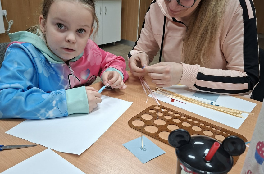 Veszkényi kézműves szakkör: Tündérlak készítése