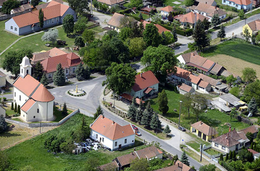 Hagyományőrző disznóvágásra várják a lakosokat Vágon