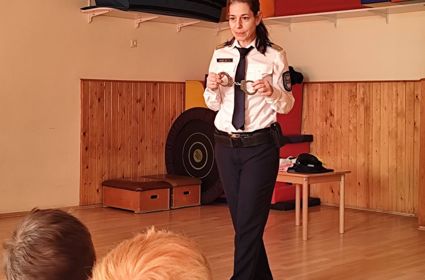 OVI-Zsaru program a Szanyi Szent Anna Katolikus Óvodában