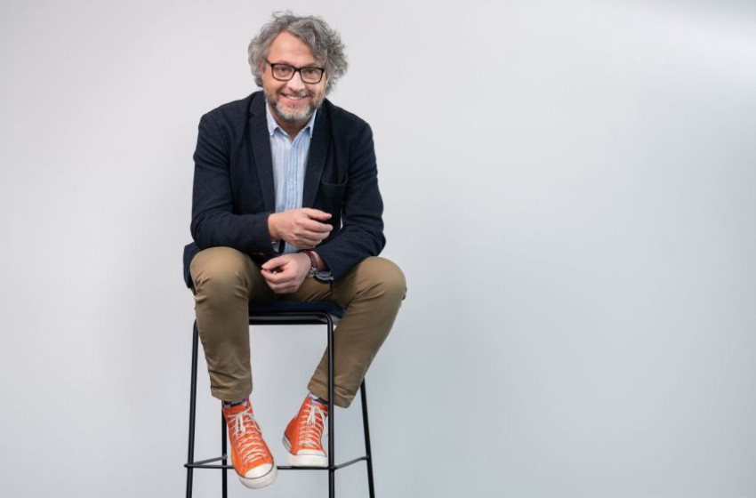 Bősze Ádám érkezik Tétre – Kulturális stand up est 