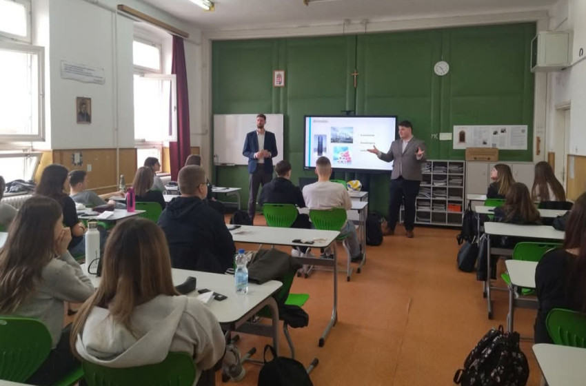 PÉNZ7 a tudatos pénzügyi gondolkodásért