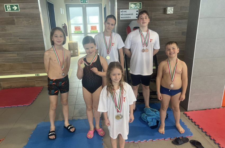 Szép sikerek a Cápa Karnevál úszóversenyen