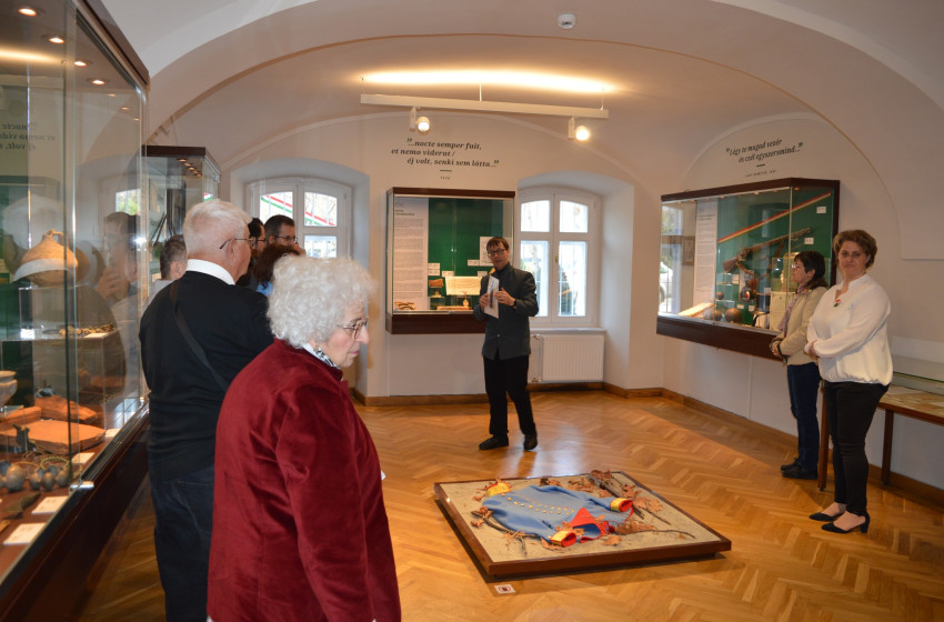 Történelmi élmények és különleges tárlatok a Csornai Múzeumban