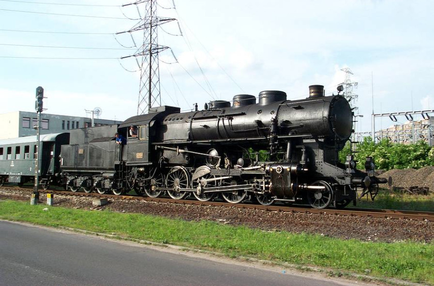 Átzakatolt a Bivaly Enesén