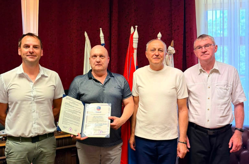 Rangos egészségügyi kitüntetésben részesült Dr. Csányi Péter