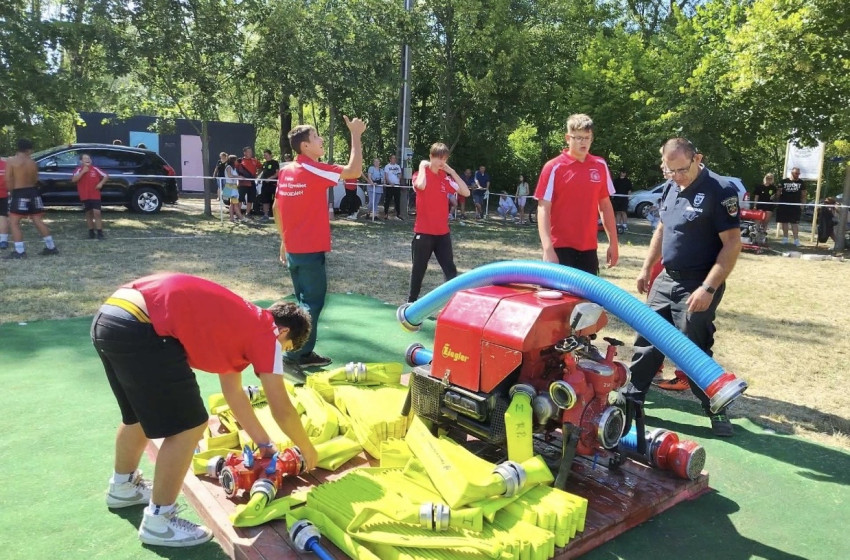 Rábapordány fiataljai ismét bizonyítottak: dobogós helyezések a kismotorfecskendő-szerelési bajnokságon