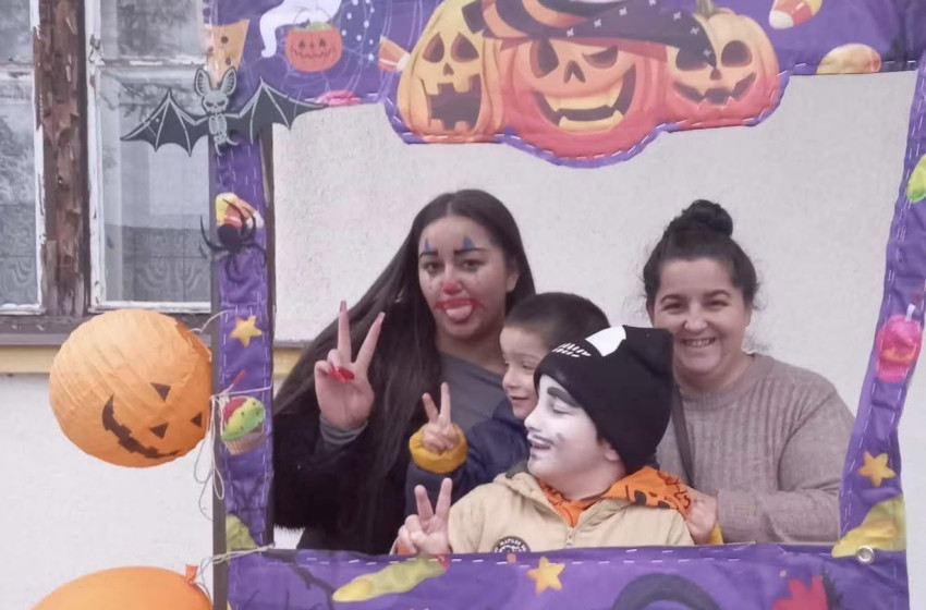 Halloween Barbacson: jelmezek, tökfaragás és édességek tették emlékezetessé a közösségi programot